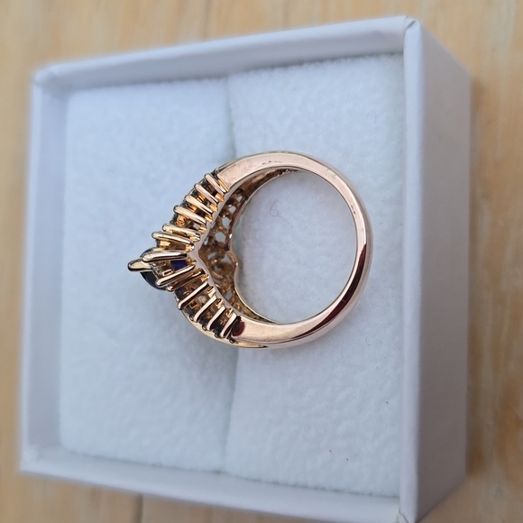 FINE JEWELRY GORGEOUS! 14K GOLD OVER SILVER BLUE AND WHITE SAPPHIRE RING SIZE 6 - Picture 10 of 13